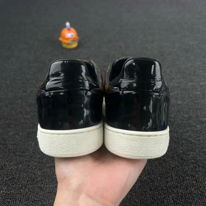 Louis Vuitton Louis Vuitton Frontrow Monogram Fashion Sneakers 0079 Size US 7 / IT 37 - 5 Thumbnail