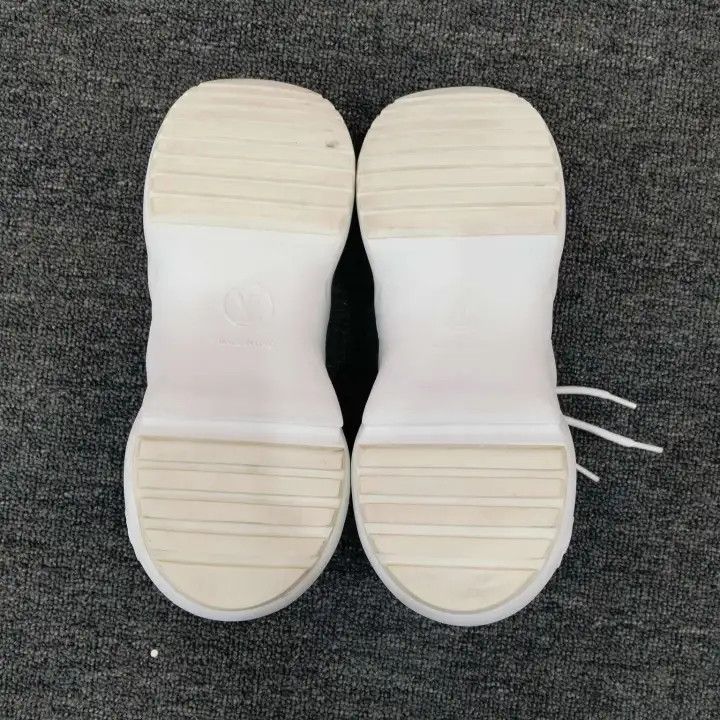 Louis Vuitton Louis Vuitton Archlight Casual Sneakers in Blue and White 0079 Size US 6 / IT 36 - 6 Thumbnail