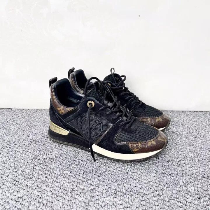 Louis Vuitton Louis Vuitton Black Low-Top Sneakers for Women 0079 Size US 4 / IT 34 - 3 Thumbnail