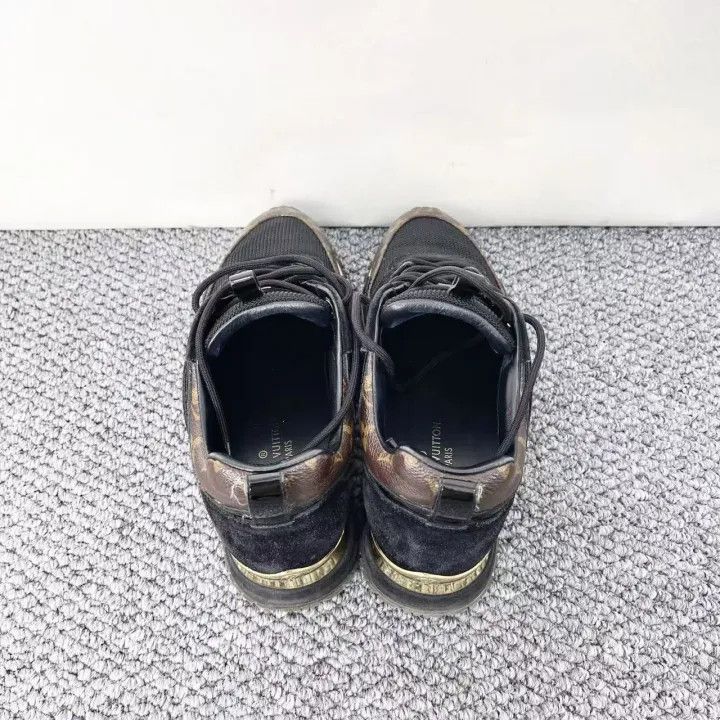 Louis Vuitton Louis Vuitton Black Low-Top Sneakers for Women 0079 Size US 4 / IT 34 - 7 Thumbnail