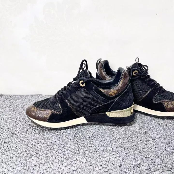 Louis Vuitton Louis Vuitton Black Low-Top Sneakers for Women 0079 Size US 4 / IT 34 - 4 Thumbnail