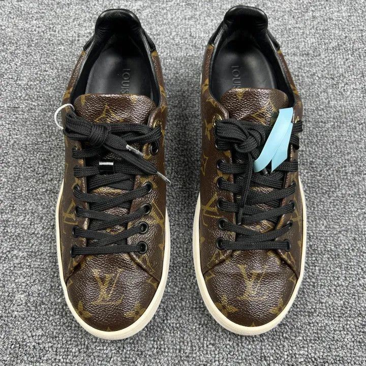 Louis Vuitton Louis Vuitton Frontrow Monogram Fashion Sneakers 0079 Size US 5 / IT 35 - 2 Thumbnail