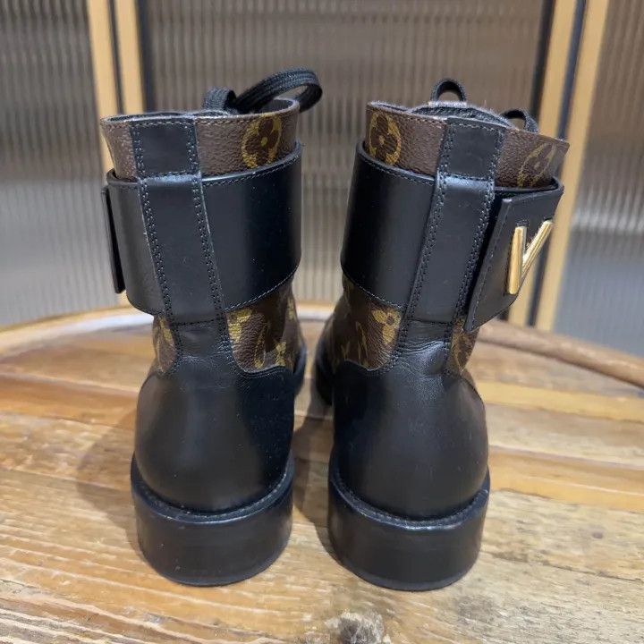 Louis Vuitton Louis Vuitton Brown Canvas Ankle Boots for Women 0079 Size US 5 / IT 35 - 3 Thumbnail