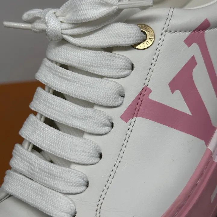 Louis Vuitton Louis Vuitton Time Out Low-Top Sneakers in White Pink 0079 Size US 6 / IT 36 - 7 Thumbnail