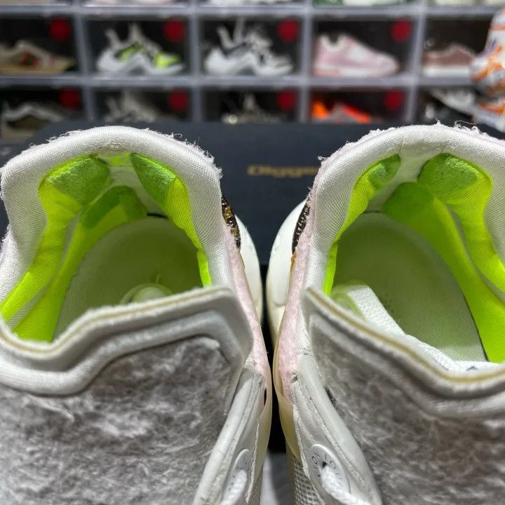 Louis Vuitton Louis Vuitton Run 55 Low-Top Sneakers for Women 0079 Size US 4 / IT 34 - 8 Thumbnail