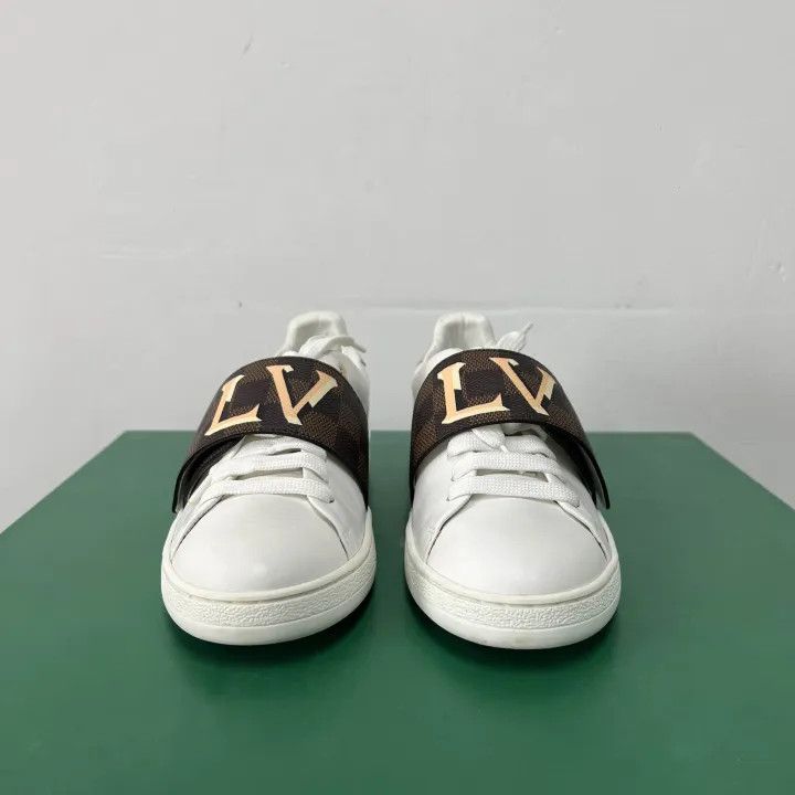 Louis Vuitton Louis Vuitton Frontrow White Leather Sneakers 0079 Size US 6 / IT 36 - 2 Thumbnail