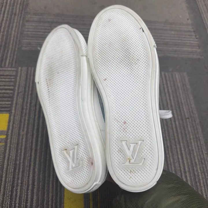 Louis Vuitton Louis Vuitton Stellar Casual Low-top Fashion Sneakers 0079 Size US 5 / IT 35 - 4 Thumbnail
