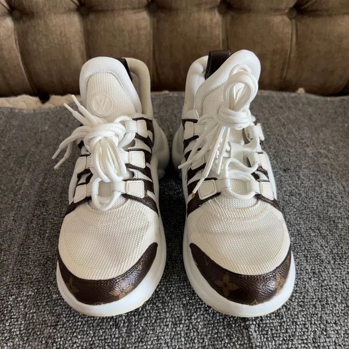 Louis Vuitton Louis Vuitton Archlight White Sports Sneakers for Women 0079 Size US 5 / IT 35 - 2 Thumbnail