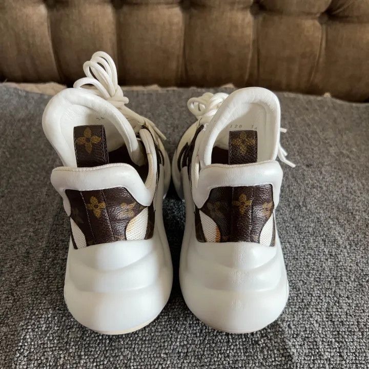 Louis Vuitton Louis Vuitton Archlight White Sports Sneakers for Women 0079 Size US 5 / IT 35 - 7 Thumbnail