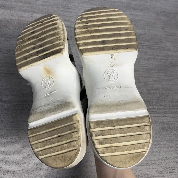Louis Vuitton Louis Vuitton Archlight White Sneakers for Women 0079 Size US 8 / IT 38 - 4 Thumbnail