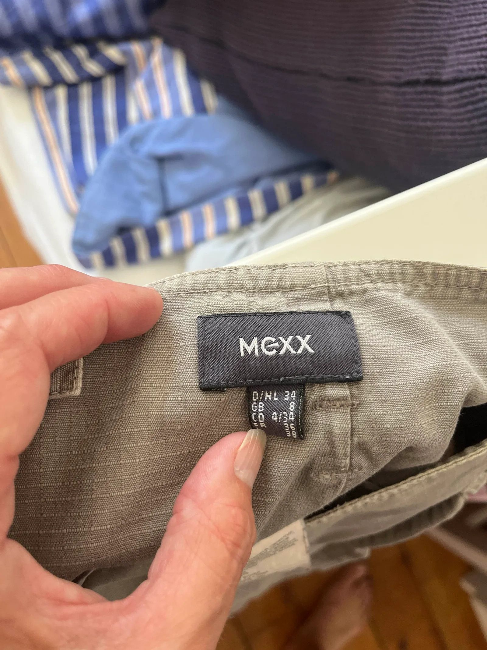 Mexx Mexx Skirt Size 26" / US 2 / IT 38 - 2 Thumbnail