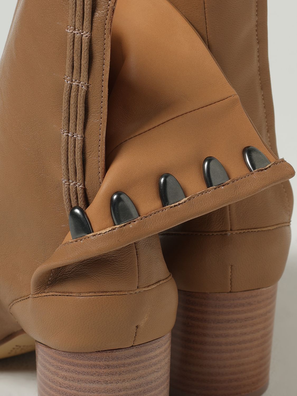 Maison Margiela Maison Margiela Boots Woman Safari Size US 7 / IT 37 - 4 Thumbnail