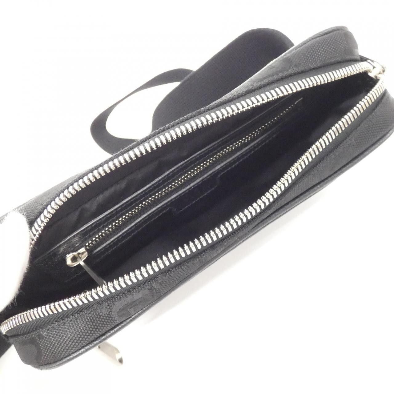 Gucci Gucci Gucci GUCCI OFF THE GRID GG Nylon Waist Bag Leather Belt Bag 631341 H9HBN Size ONE SIZE - 5 Thumbnail