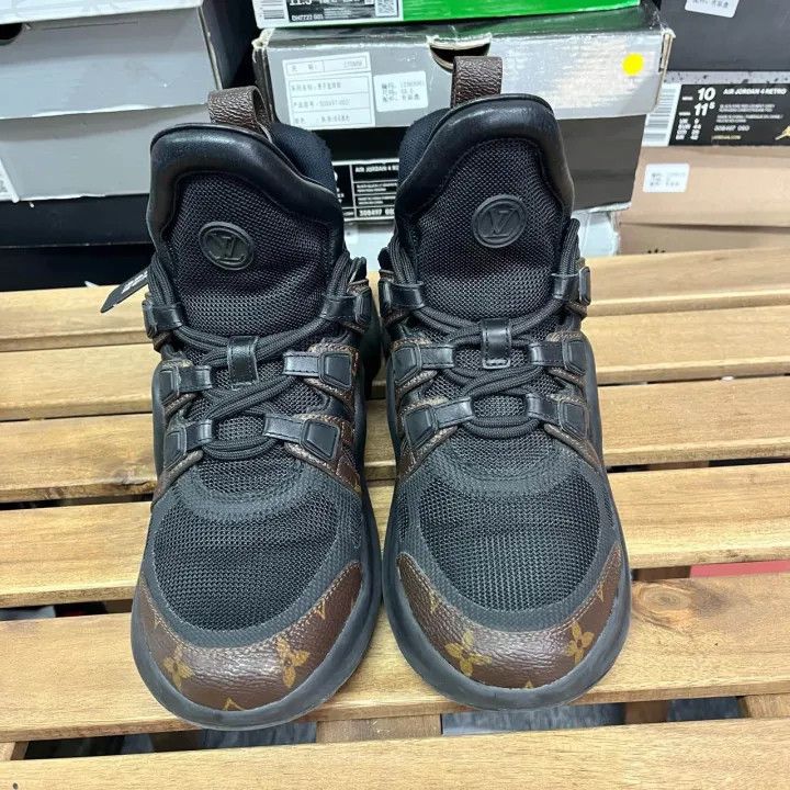 Louis Vuitton Louis Vuitton Archlight Sneakers for Women 0079 Size US 7 / IT 37 - 2 Thumbnail