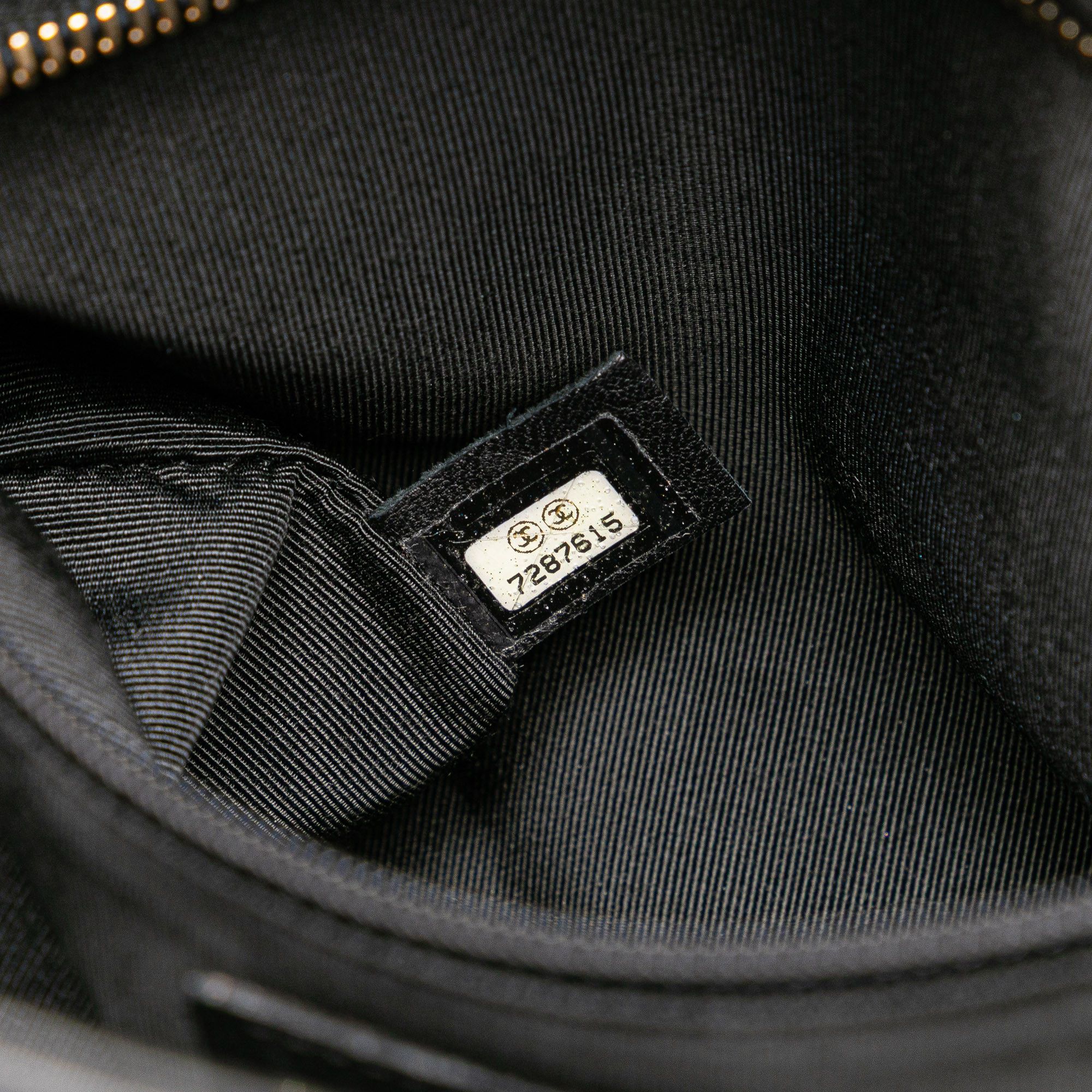 Chanel Chanel CC Choco Bar Lambskin Tote Size ONE SIZE - 6 Thumbnail