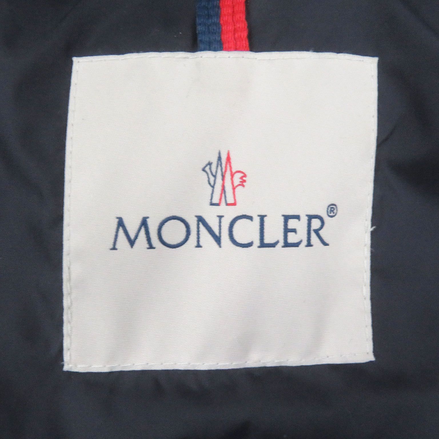 Moncler Moncler Moncler CLUNY GIUBBOTTO Nylon Down Jacket Others Outerwear Size ONE SIZE - 8 Thumbnail