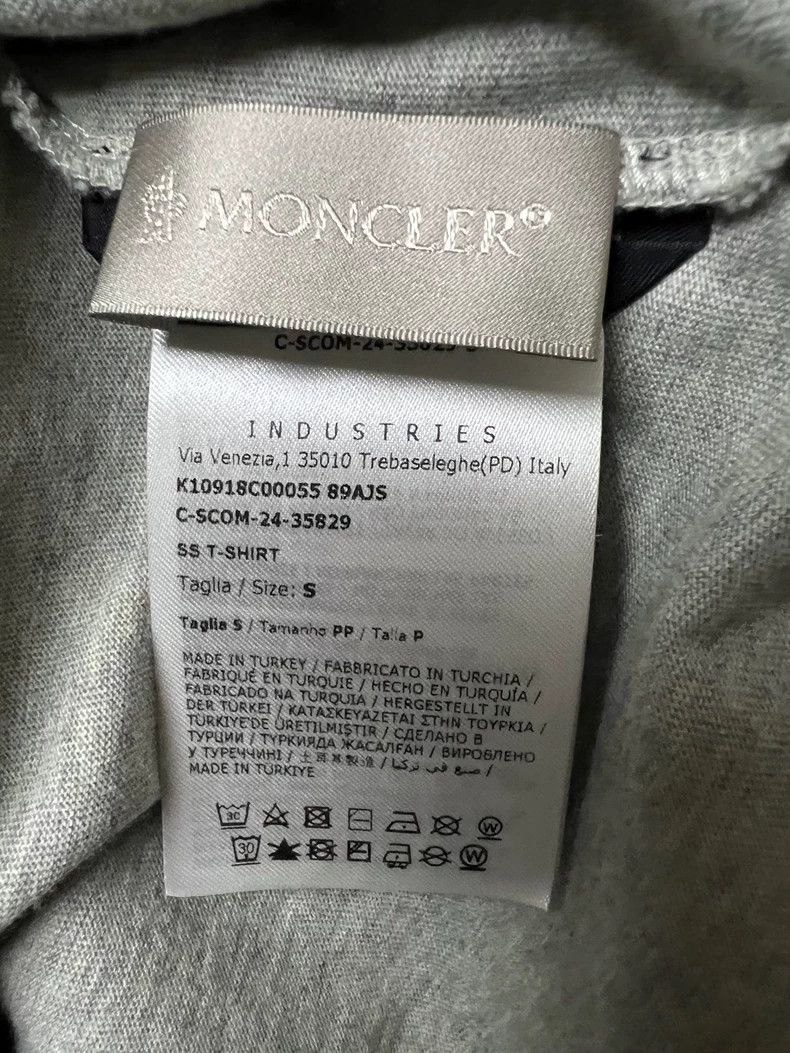 Moncler Moncler Men's Gray Short Sleeve T-Shirt Size US S / EU 44-46 / 1 - 5 Thumbnail
