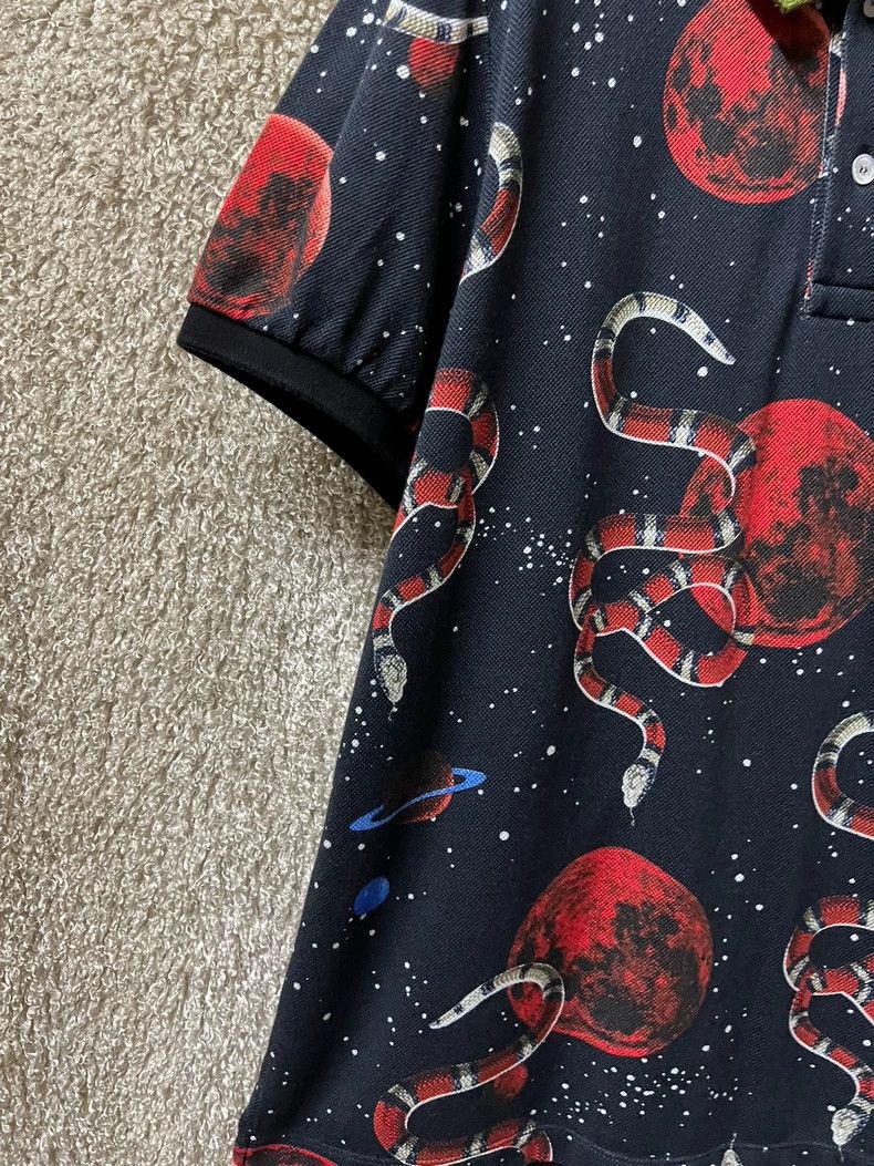 Gucci Gucci Men's Snake & Planets Print Polo Size US XL / EU 56 / 4 - 3 Thumbnail