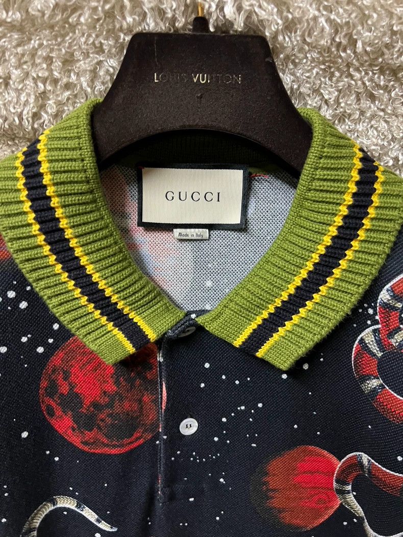 Gucci Gucci Men's Snake & Planets Print Polo Size US XL / EU 56 / 4 - 4 Thumbnail