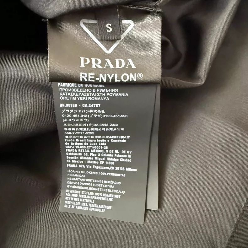 Prada Prada Re-Nylon Triangle Logo Shirt Jacket Size US S / EU 44-46 / 1 - 4 Thumbnail