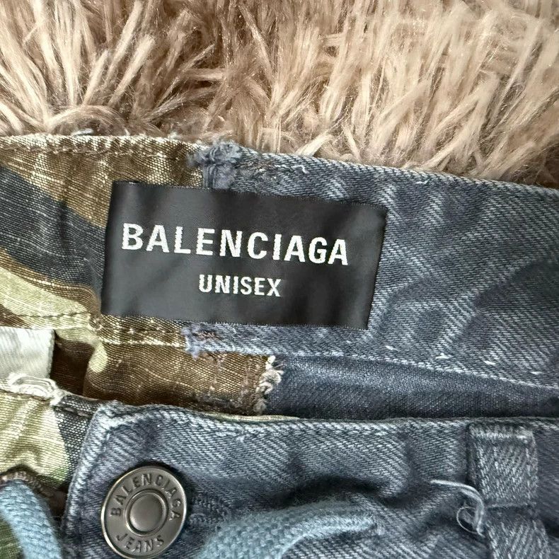 Balenciaga Balenciaga SS24 Camo Patchwork Baggy Jeans Size US 27 - 2 Thumbnail