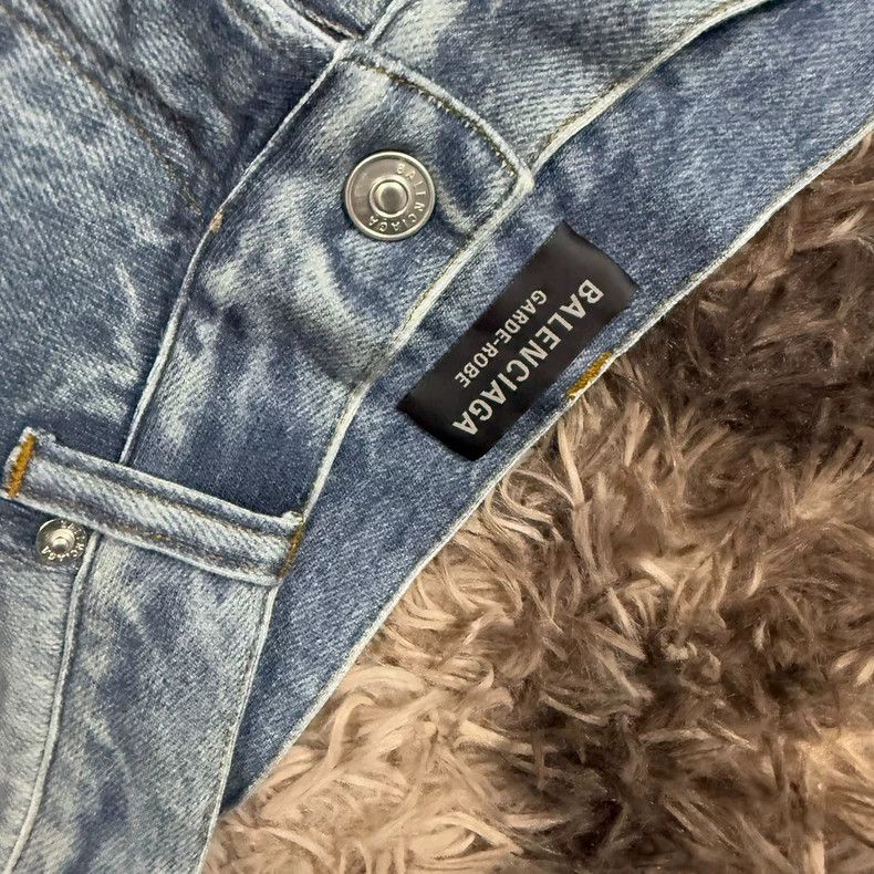 Balenciaga Balenciaga Distressed 3D Print Jeans Size US 26 / EU 42 - 3 Thumbnail