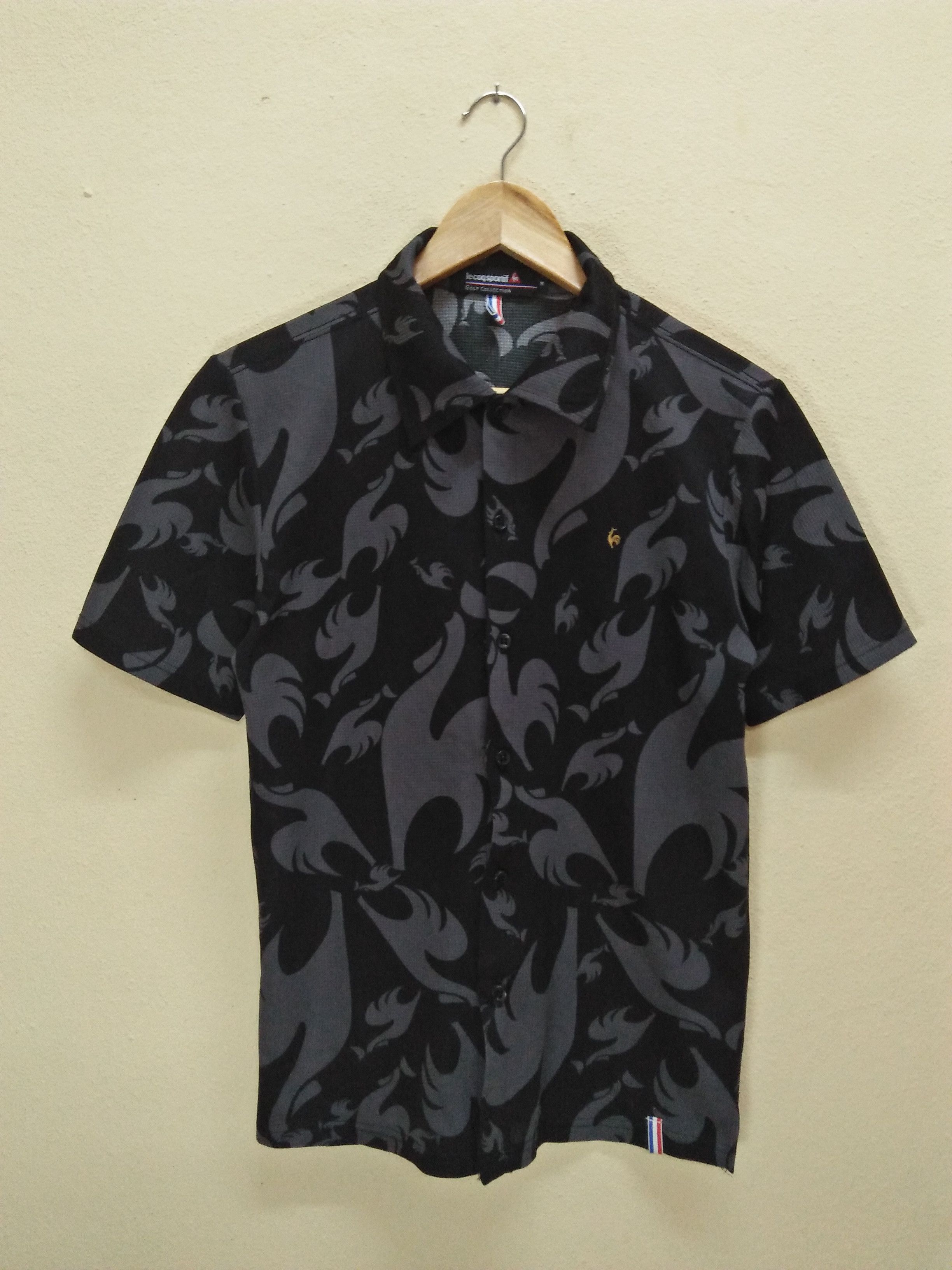 Designer × Le Coq Sportif LE COQ SPORTIF Golf Collection Monogram Logo Shirts Size US M / EU 48-50 / 2 - 1 Thumbnail