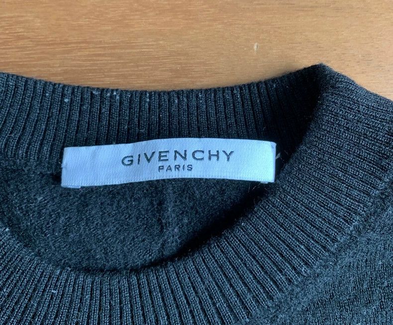 Givenchy 100% Wool Dog Head Sweater