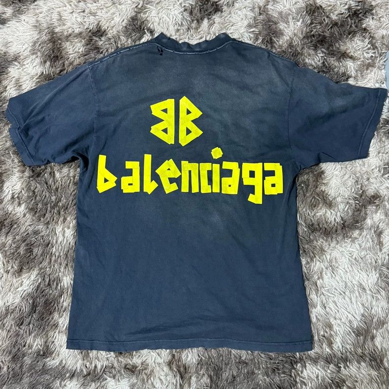 Balenciaga Balenciaga Distressed Logo Short Sleeve Tee Size US S / EU 44-46 / 1 - 2 Thumbnail