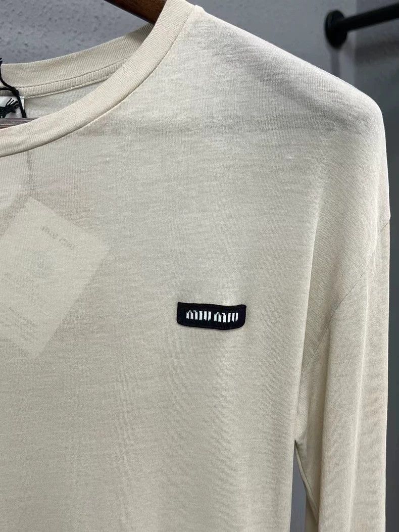 Miu Miu miumiu beige long sleeve top Size US S / EU 44-46 / 1 - 3 Thumbnail