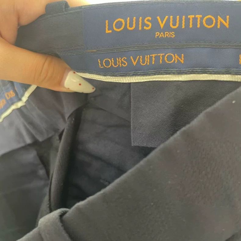 Louis Vuitton louis vuitton logo embroidered shorts Size US 40 / EU 56 - 5 Thumbnail