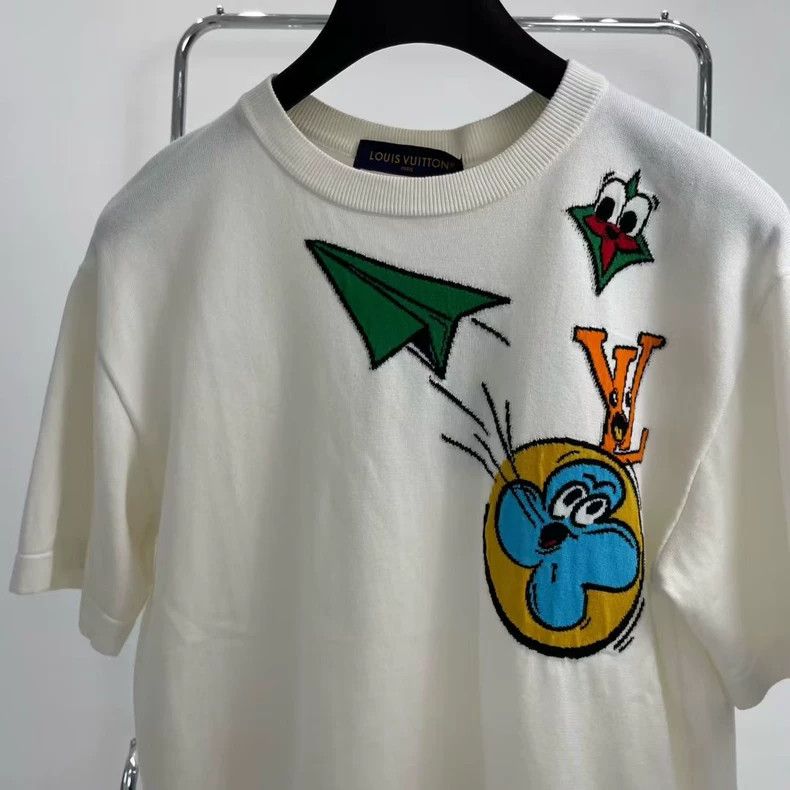 Louis Vuitton louis vuitton white cartoon short sleeve Size US S / EU 44-46 / 1 - 4 Thumbnail
