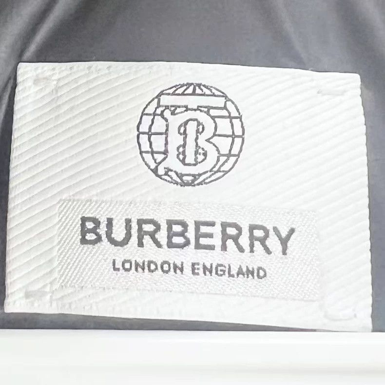 Burberry Burberry Plaid Puffer Jacket L Size US L / EU 52-54 / 3 - 3 Thumbnail