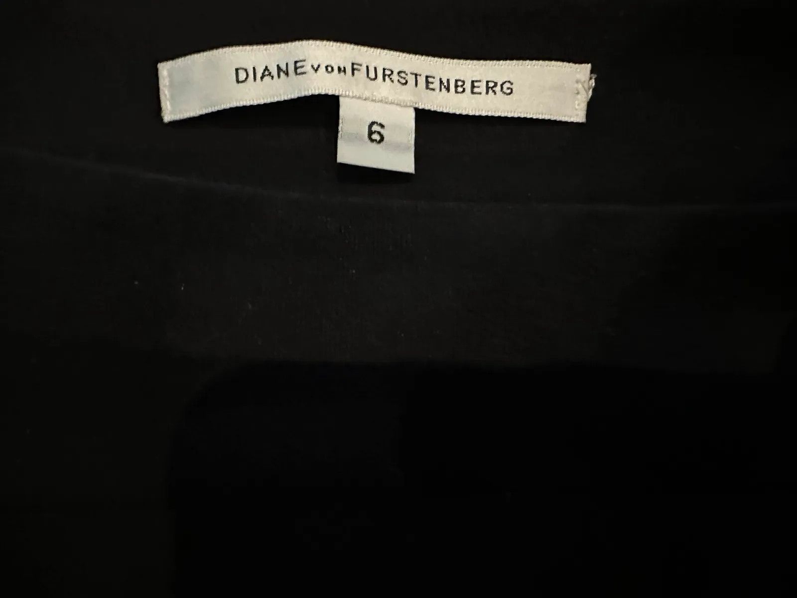Diane von Furstenberg Diane von Furstenberg Skirt Size 26" / US 2 / IT 38 - 3 Thumbnail
