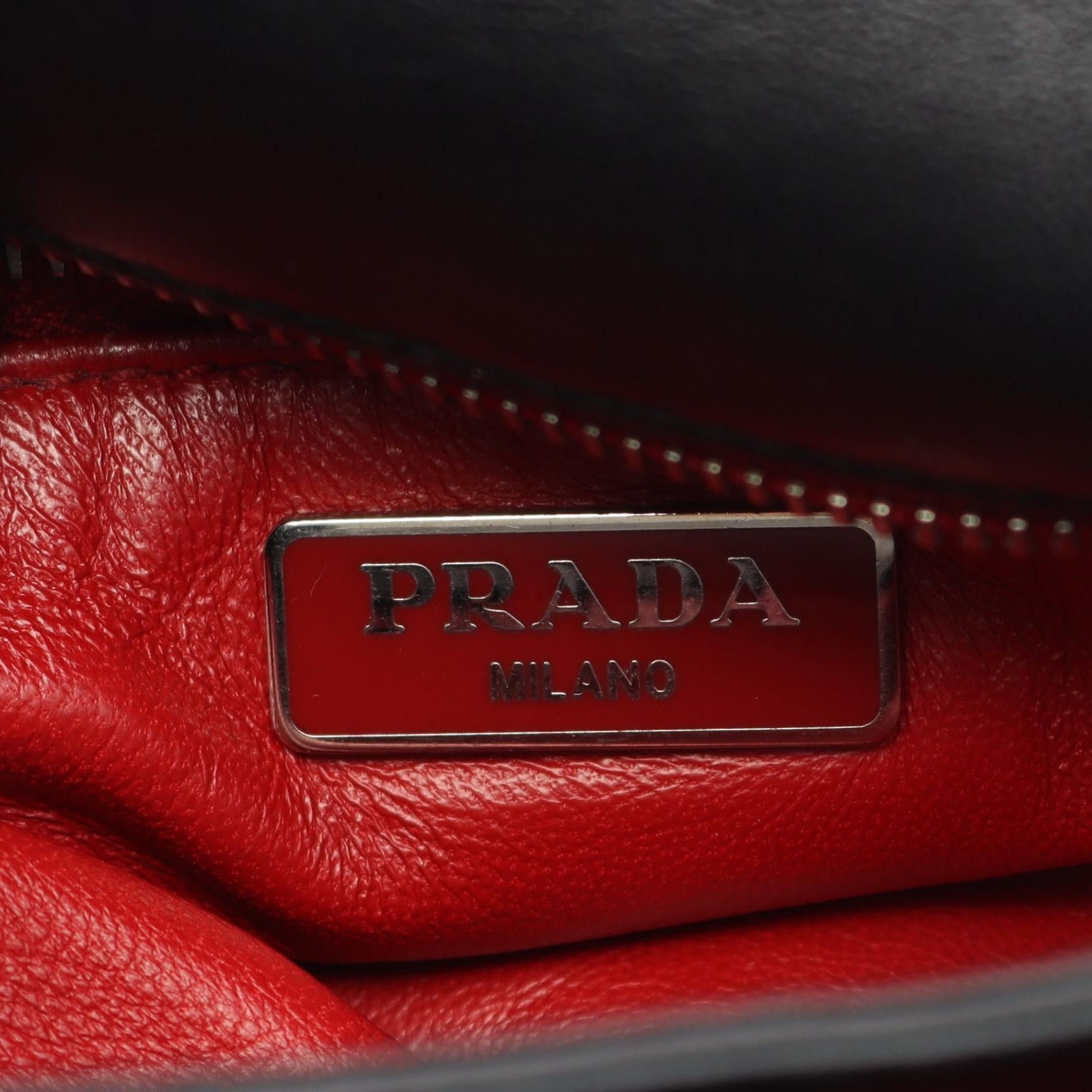 Prada Prada Prada 1BD137 Leather Shoulder Bag Leather Shoulder Bag 1BD137 Size ONE SIZE - 4 Thumbnail