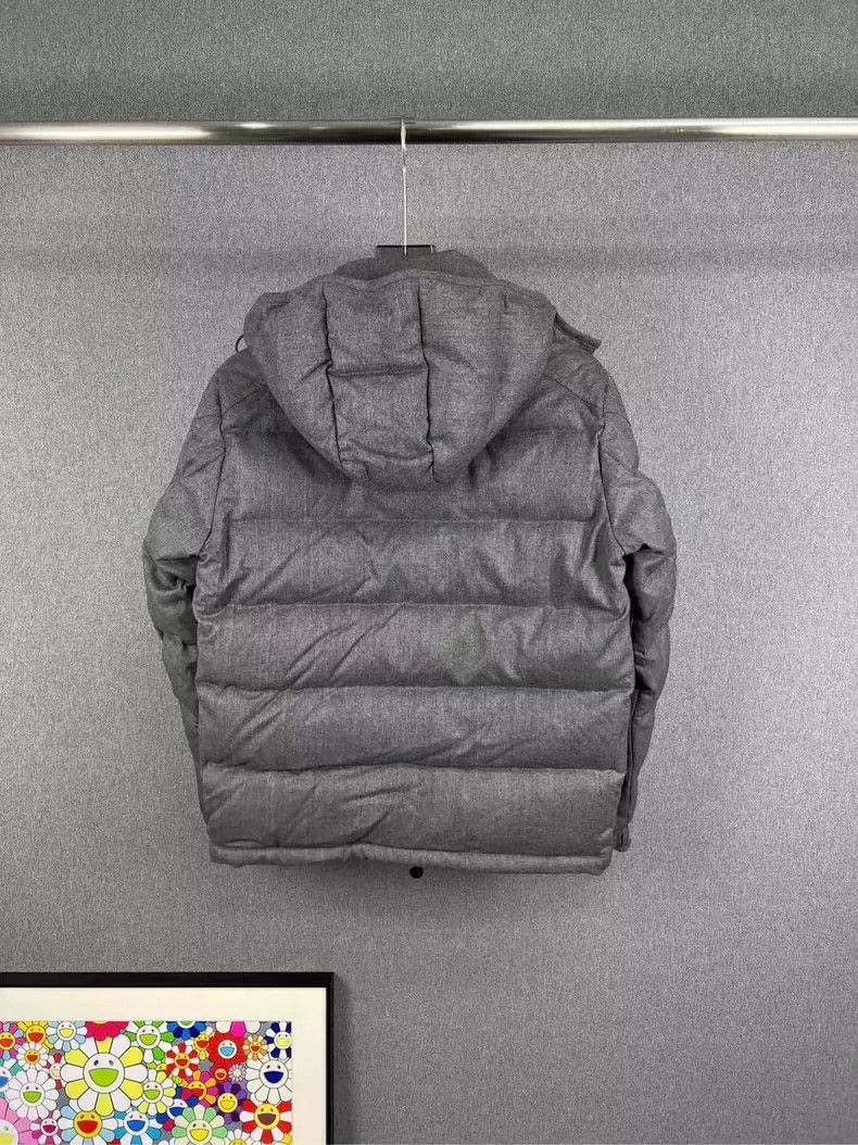 Moncler moncler gray maya down jacket Size US S / EU 44-46 / 1 - 2 Thumbnail