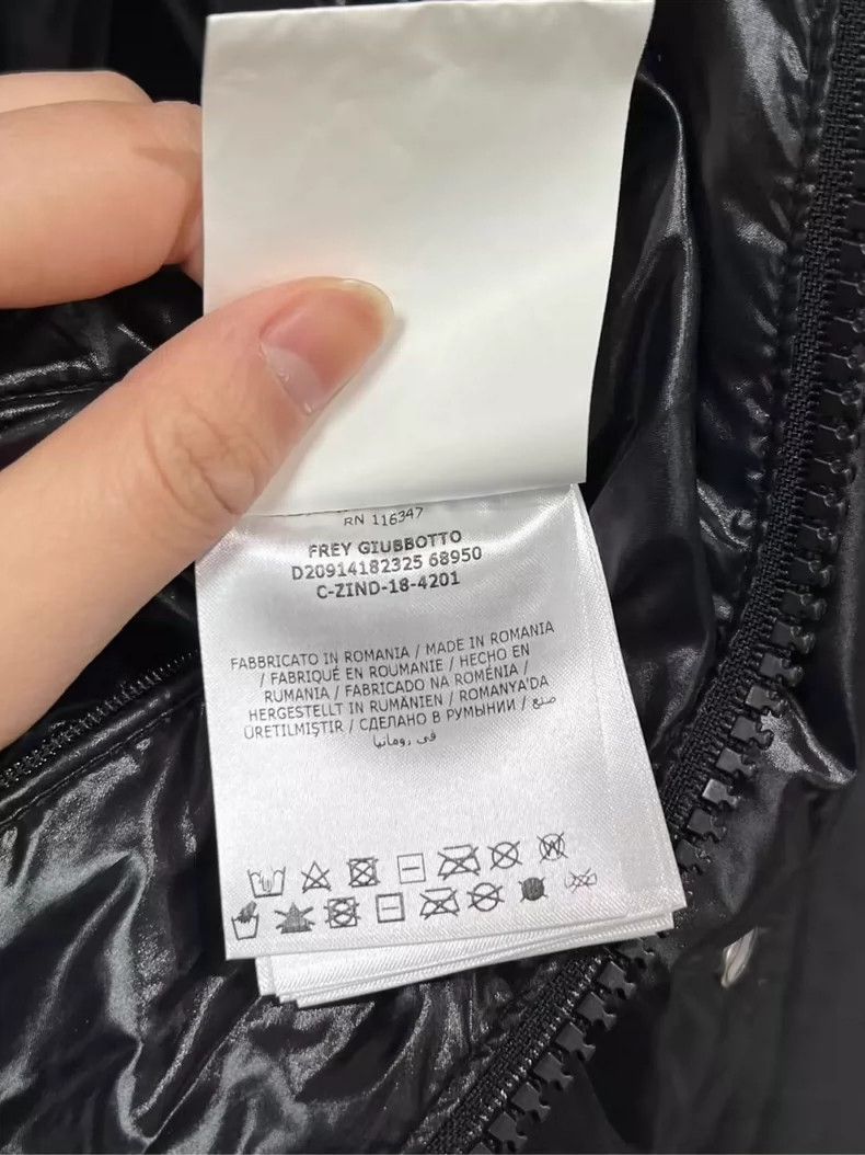 Moncler Moncler Frey Padded Down Jacket Size US S / EU 44-46 / 1 - 6 Thumbnail