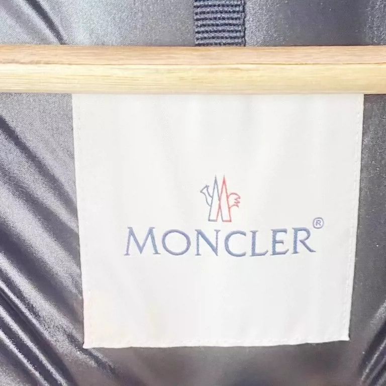 Moncler moncler yellow checkered down jacket Size US L / EU 52-54 / 3 - 5 Thumbnail