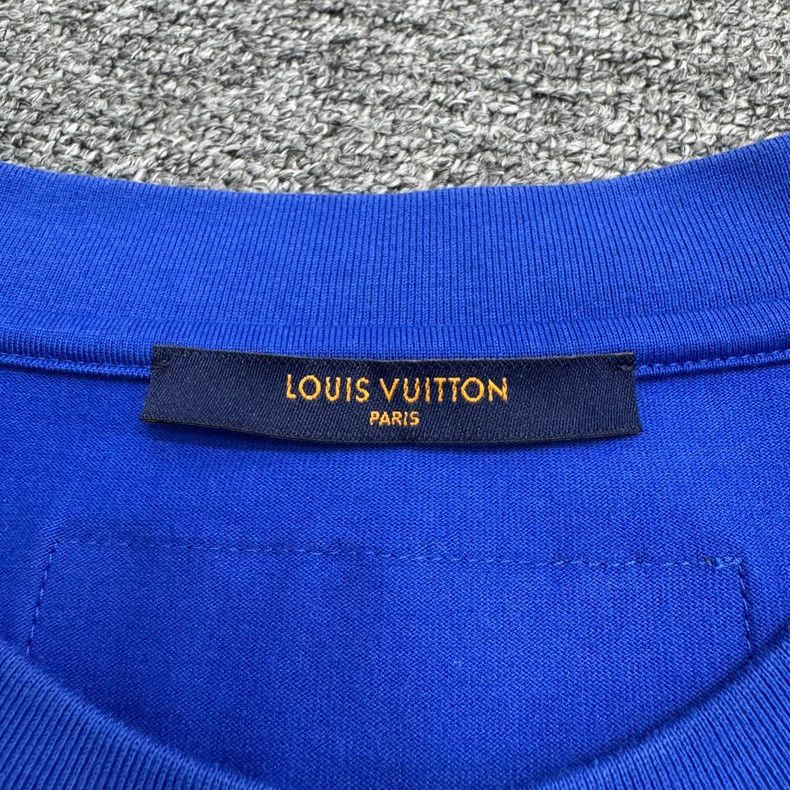 Louis Vuitton louis vuitton lv embossed short sleeve Size US L / EU 52-54 / 3 - 3 Thumbnail
