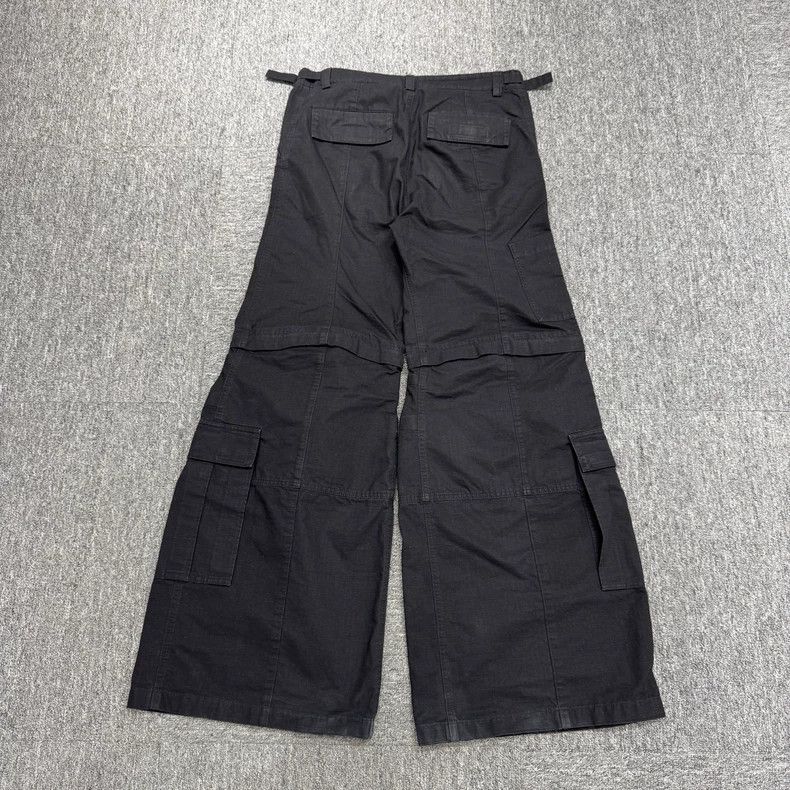 Balenciaga Balenciaga low-rise cargo pants Size US 26 / EU 42 - 2 Thumbnail