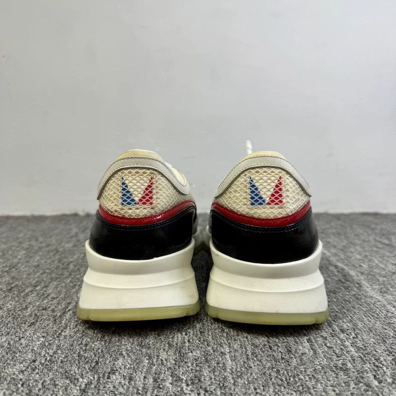 Louis Vuitton louis vuitton lv mixed leather sneakers Size US 6 / EU 39 - 3 Thumbnail