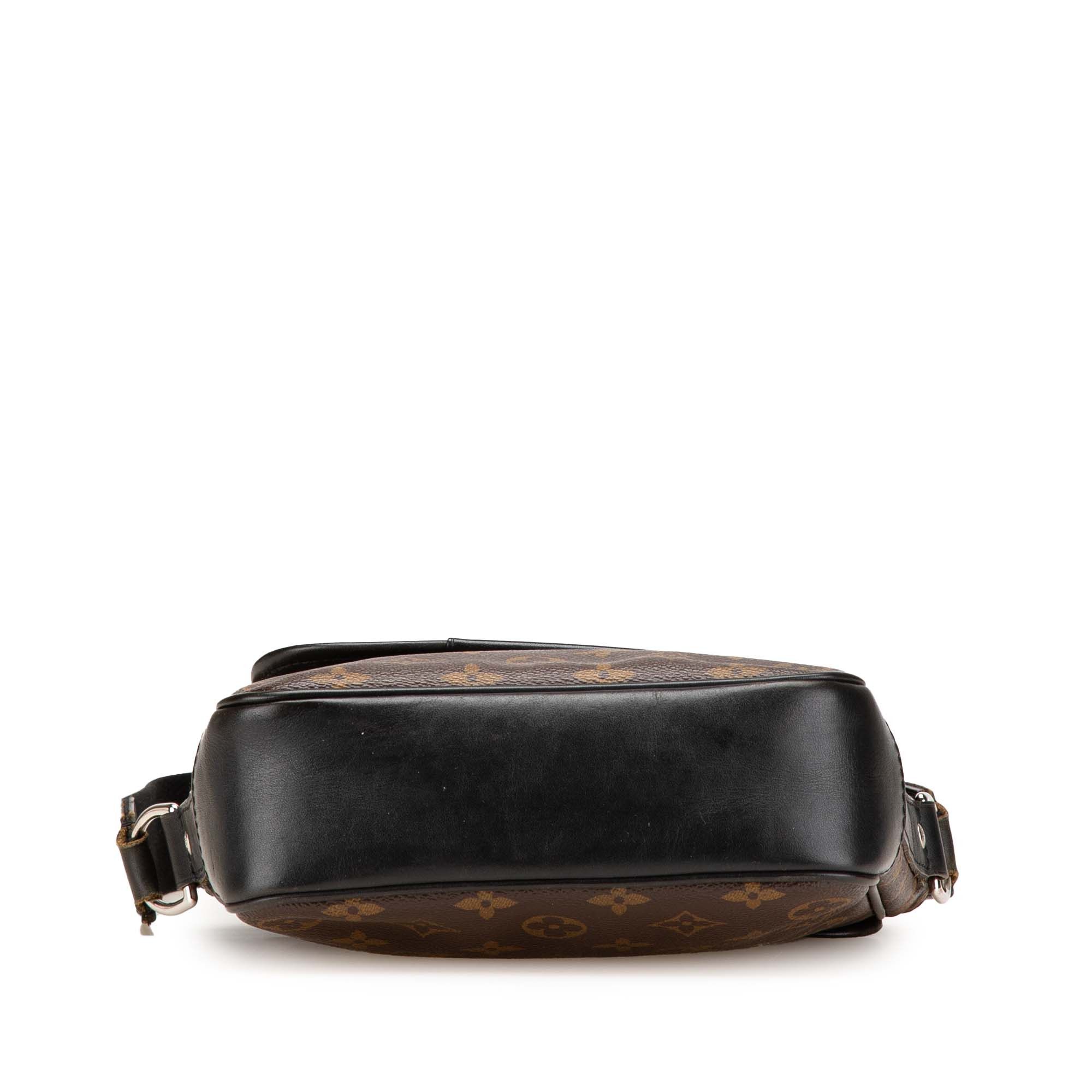 Louis Vuitton Louis Vuitton Monogram Macassar Bass PM Size ONE SIZE - 3 Thumbnail