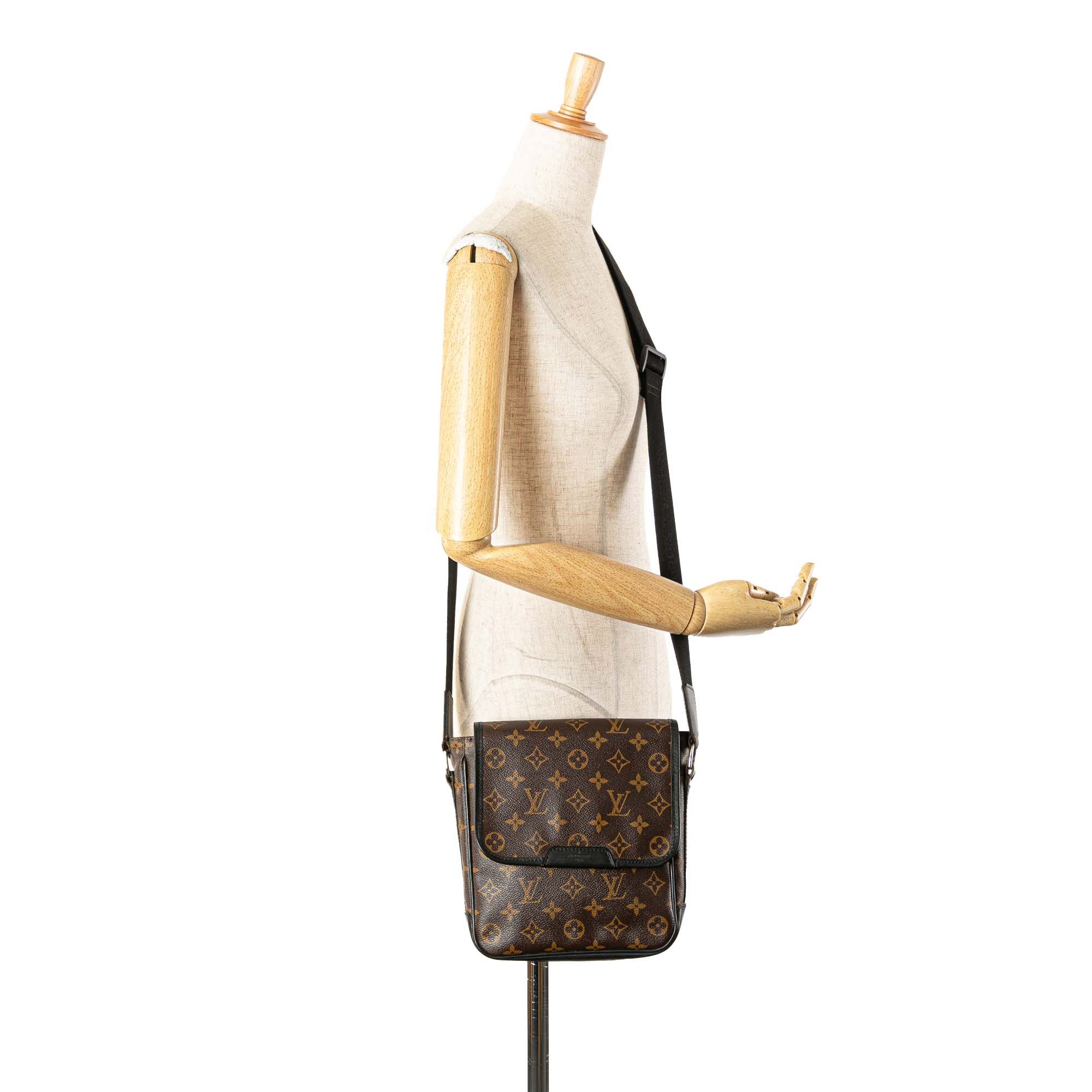 Louis Vuitton Louis Vuitton Monogram Macassar Bass PM Size ONE SIZE - 13 Thumbnail