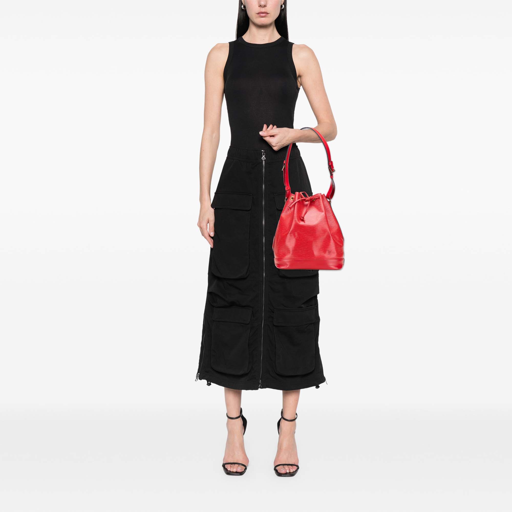 Louis Vuitton Louis Vuitton Epi Noe GM Size ONE SIZE - 11 Thumbnail