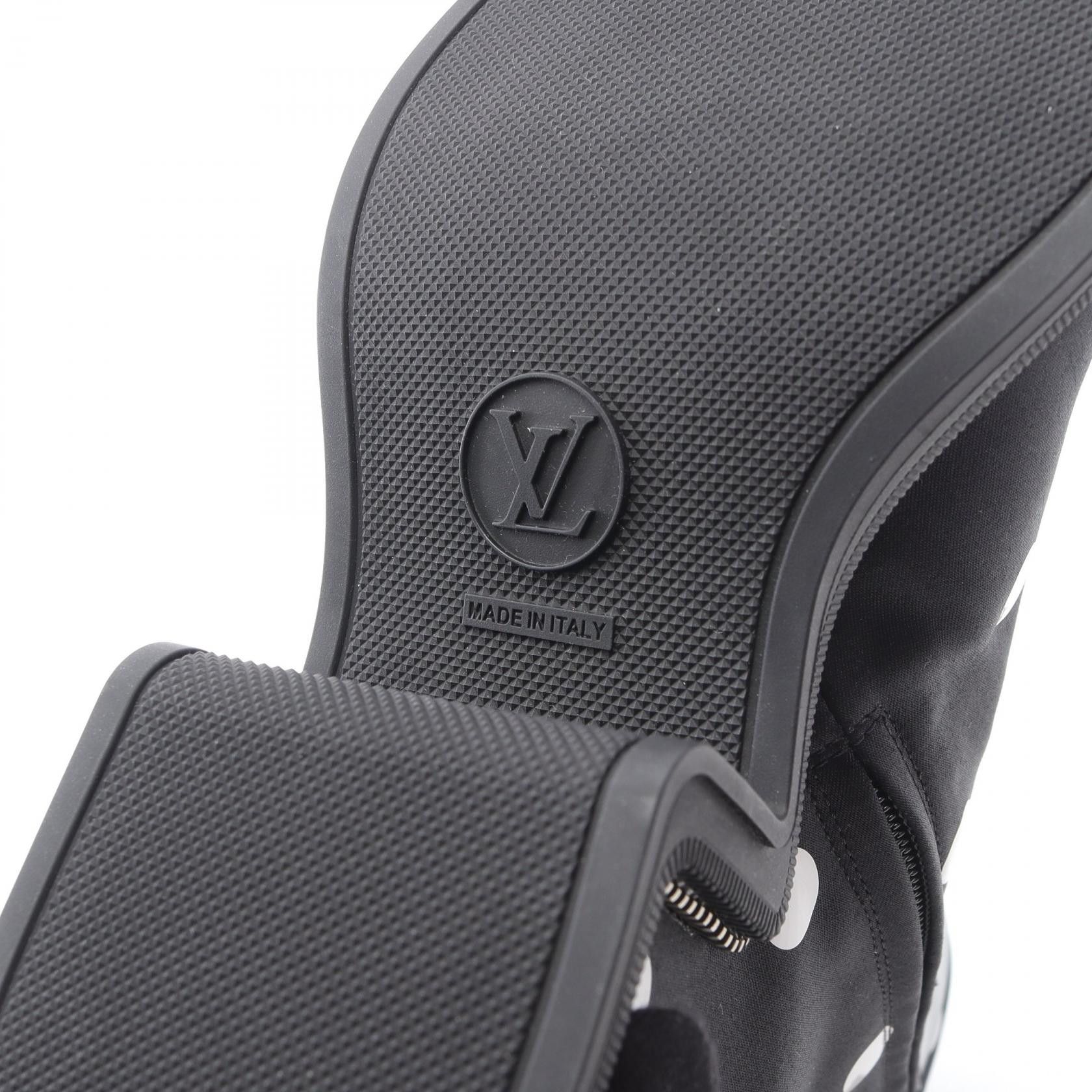 Louis Vuitton Louis Vuitton Louis Vuitton Moonlight Line Monogram Patent Leather Fabric Boots Canvas Shoes 1AA0KD Size ONE SIZE - 7 Thumbnail