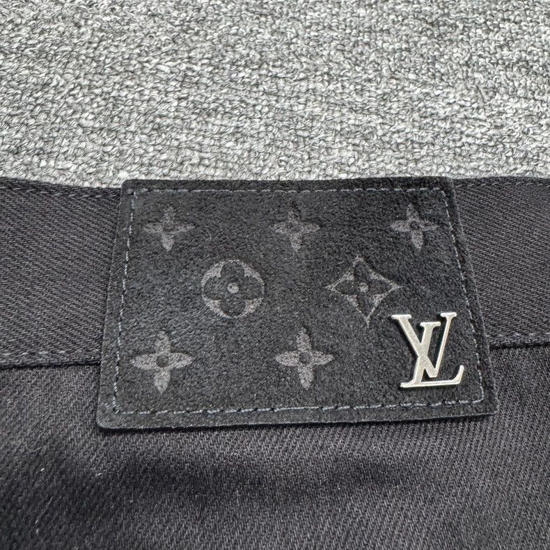 Louis Vuitton louis vuitton graffiti print cargo jeans Size US 31 - 3 Thumbnail