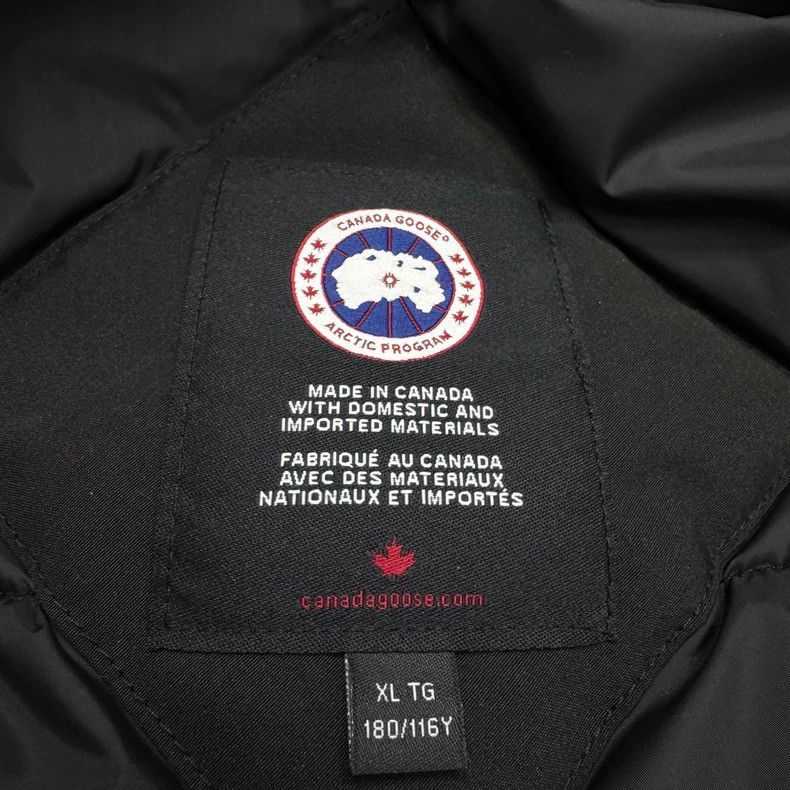 Canada Goose Canada Goose black parka with fur hood Size US XL / EU 56 / 4 - 4 Thumbnail
