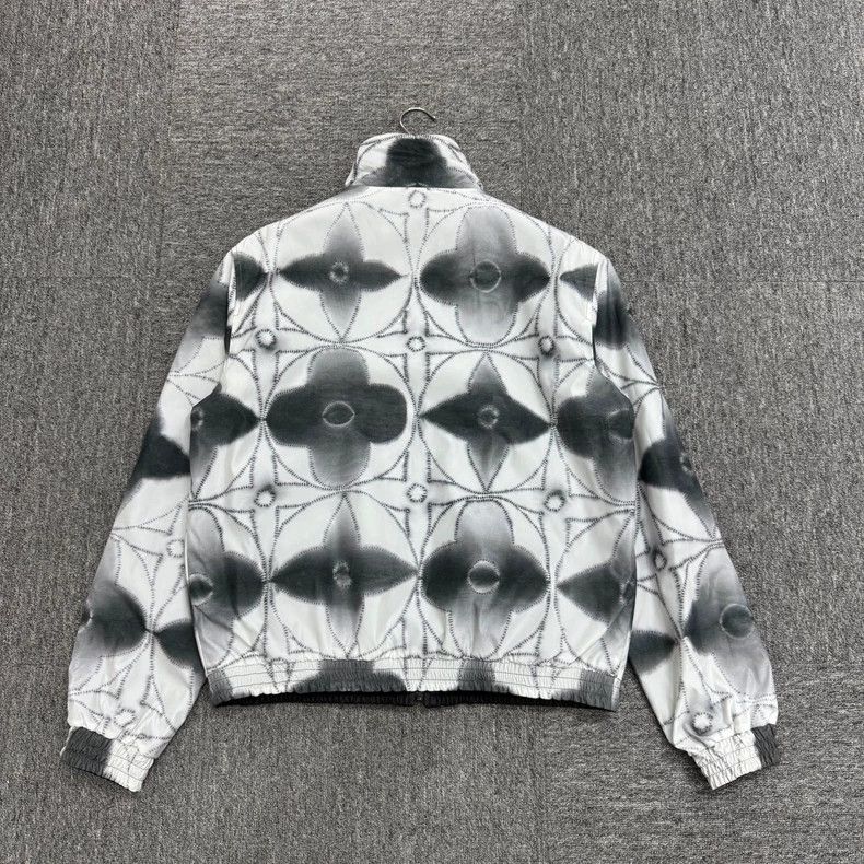 Louis Vuitton louis vuitton lv ink triple flower jacket Size US L / EU 52-54 / 3 - 2 Thumbnail