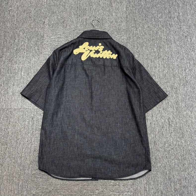 Louis Vuitton louis vuitton lv short sleeve shirt Size US S / EU 44-46 / 1 - 2 Thumbnail