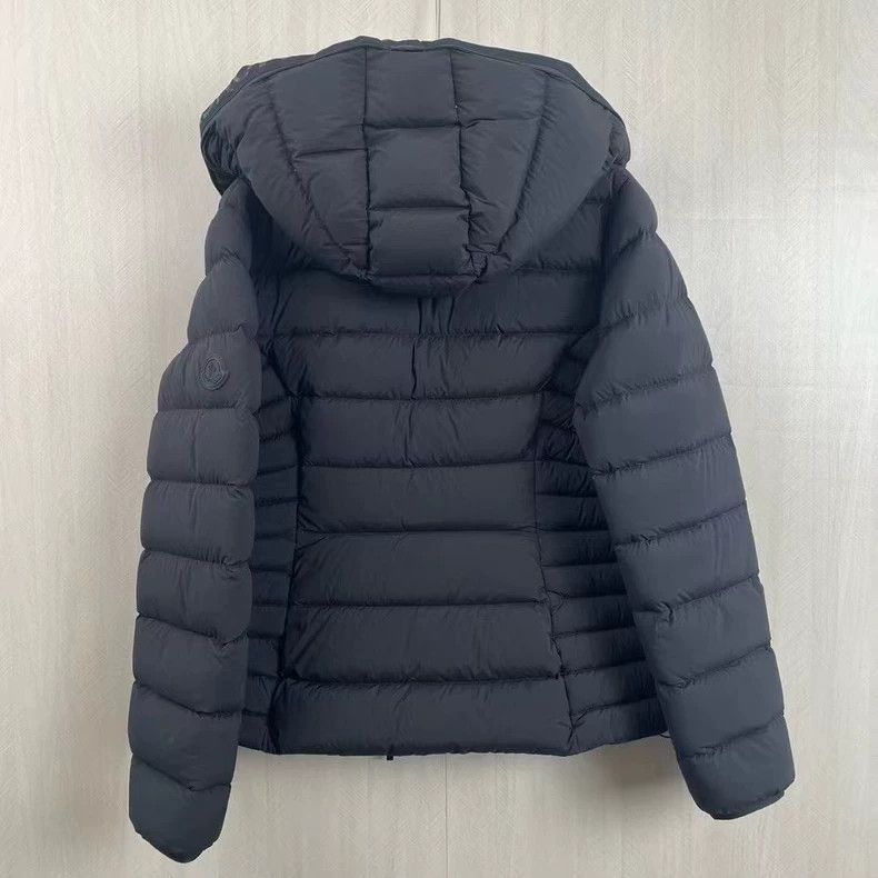 Moncler Moncler black down jacket Size US S / EU 44-46 / 1 - 2 Thumbnail